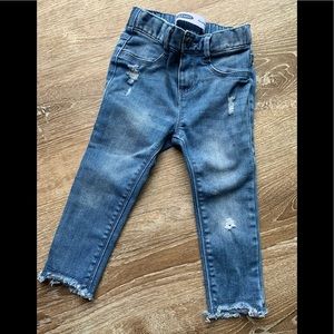 Old Navy Toddler Girl Distressed Jeans 2T